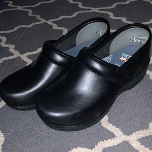 DANSKO WIDE SIZE 11